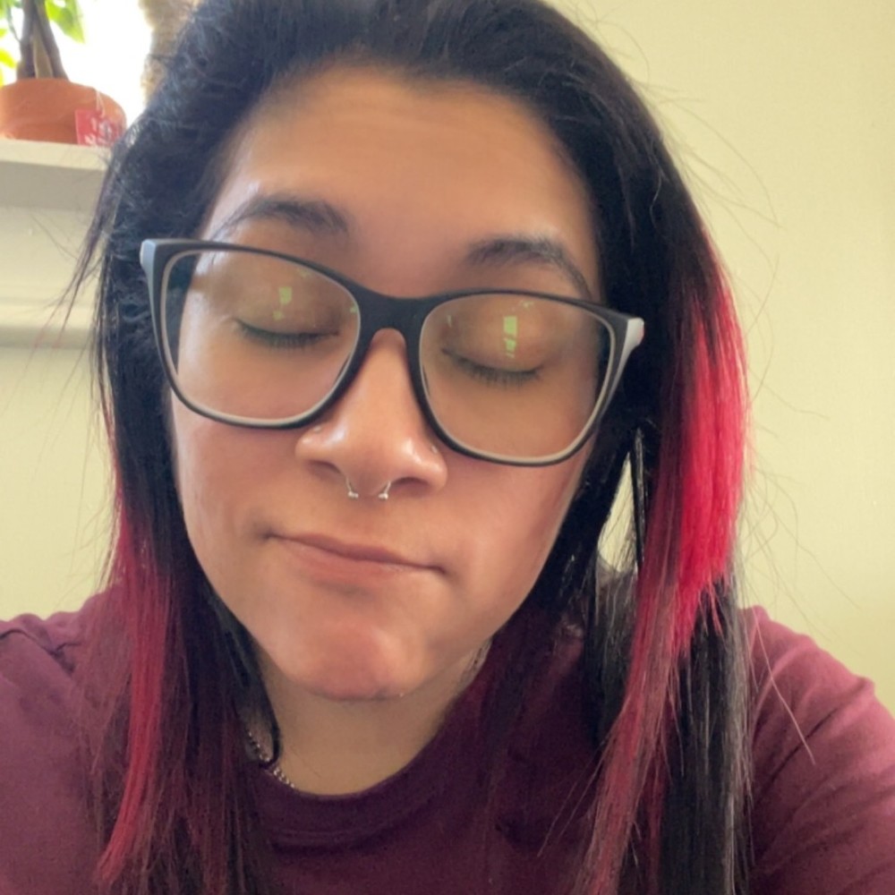 Meet your Posher, Emilee